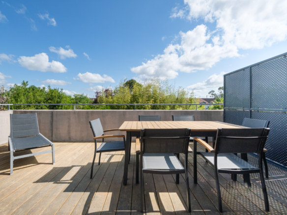 BORDEAUX PRIMEROSE APPARTEMENT T3 75 M2 TERRASSE 23 M2
