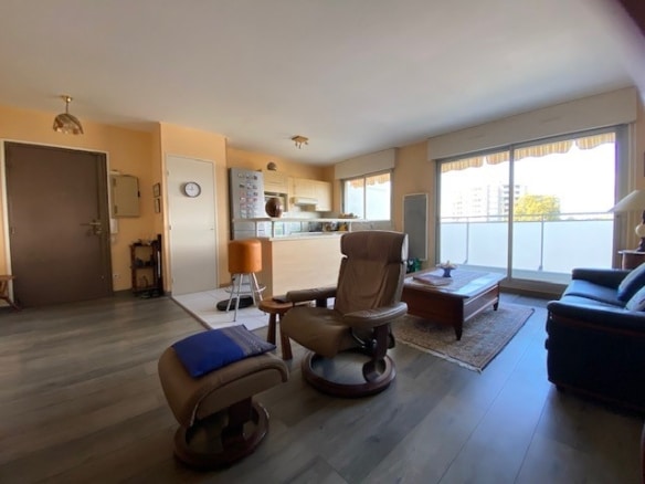 BORDEAUX CAUDERAN T3 61 M2 BALCON GARAGE
